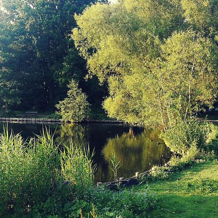 Room In A Danish Cottage With Garden View, 10 Min To Cph Gentofte Bagian luar foto